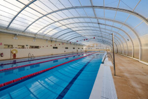 Foto piscina cubierta