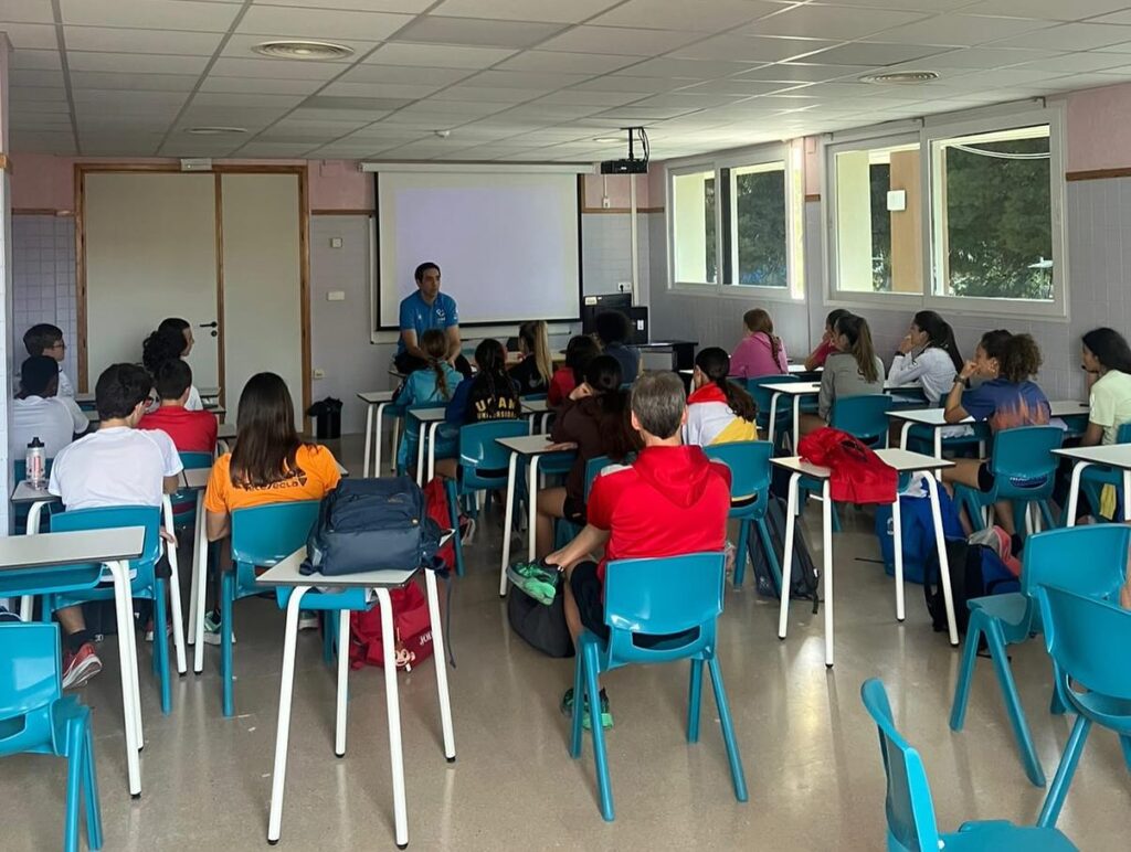 Charla de formación de Luis Hidalgo